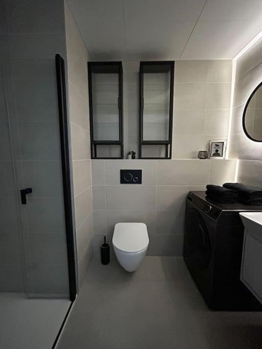 Apartment Byt V Meste Smichov S Netflix